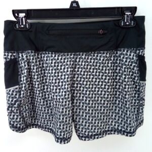 Athleta Running Shorts White Zipper Pocket Lining XS